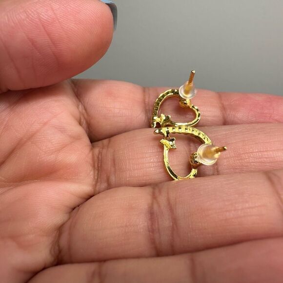 Gold Heart Star Stud Earrings - Picture 4 of 4